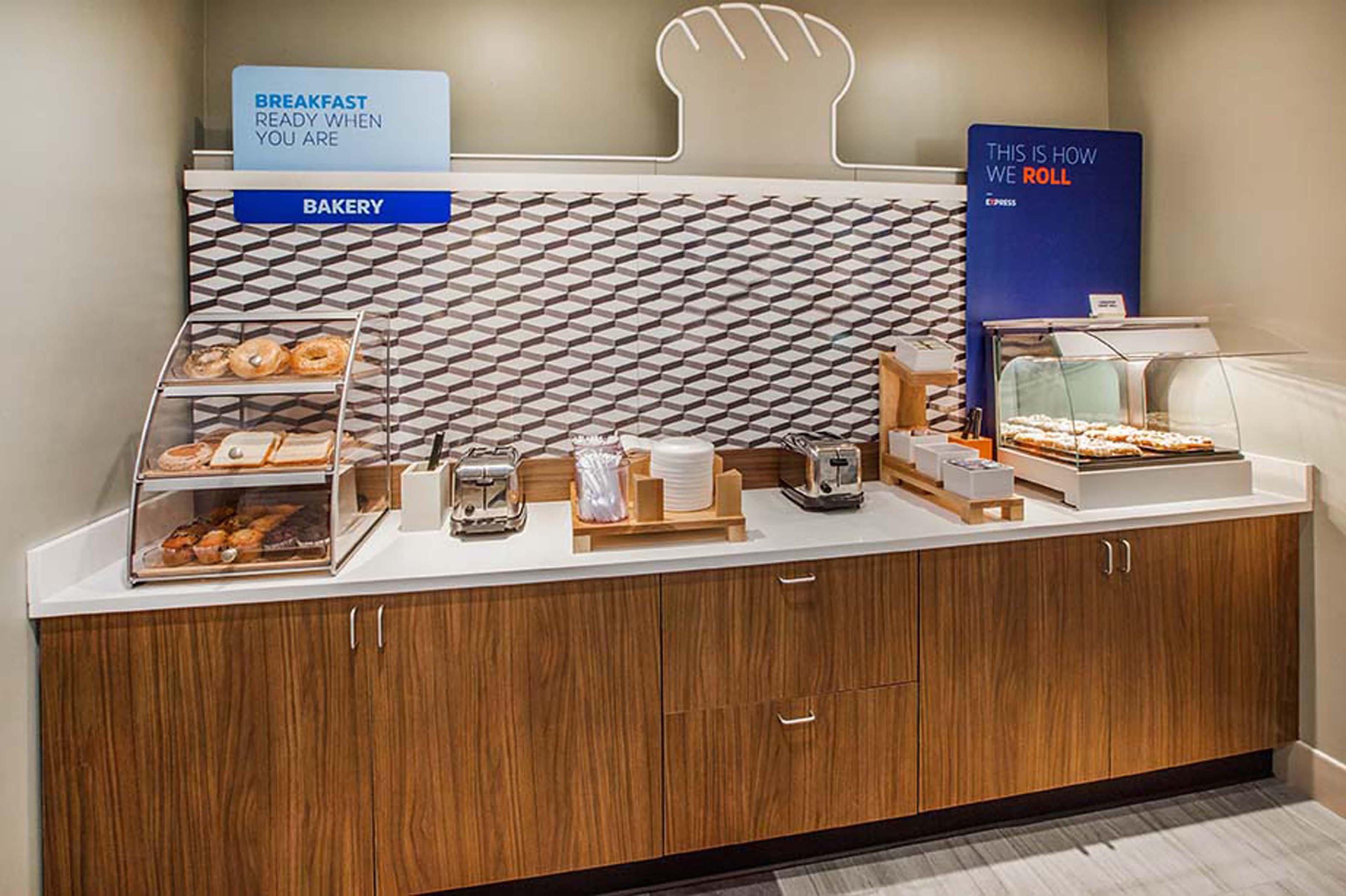 Holiday Inn Express Hotel & Suites Minneapolis-Downtown Convention Center By Ihg Extérieur photo