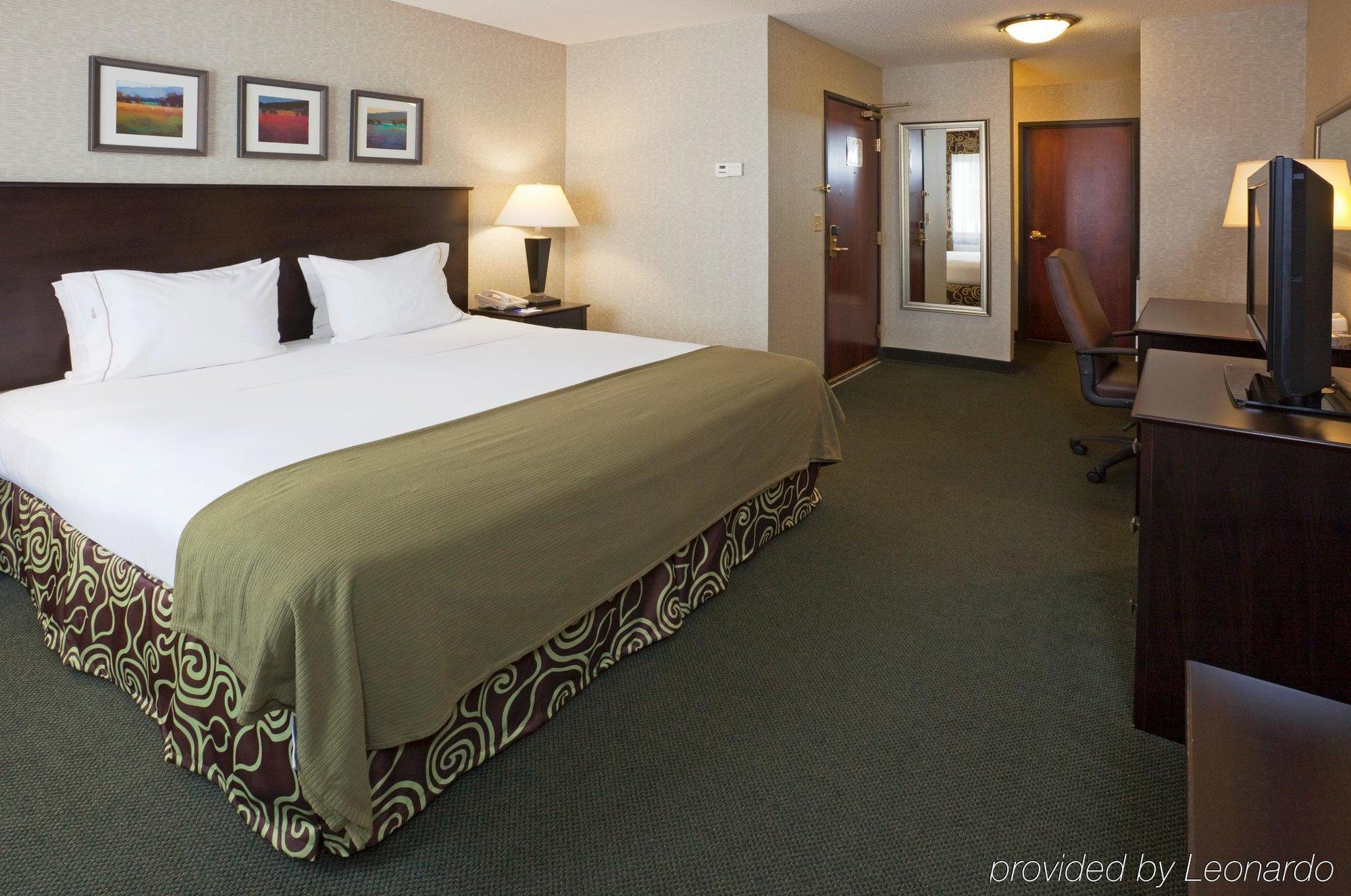 Holiday Inn Express Hotel & Suites Minneapolis-Downtown Convention Center By Ihg Extérieur photo